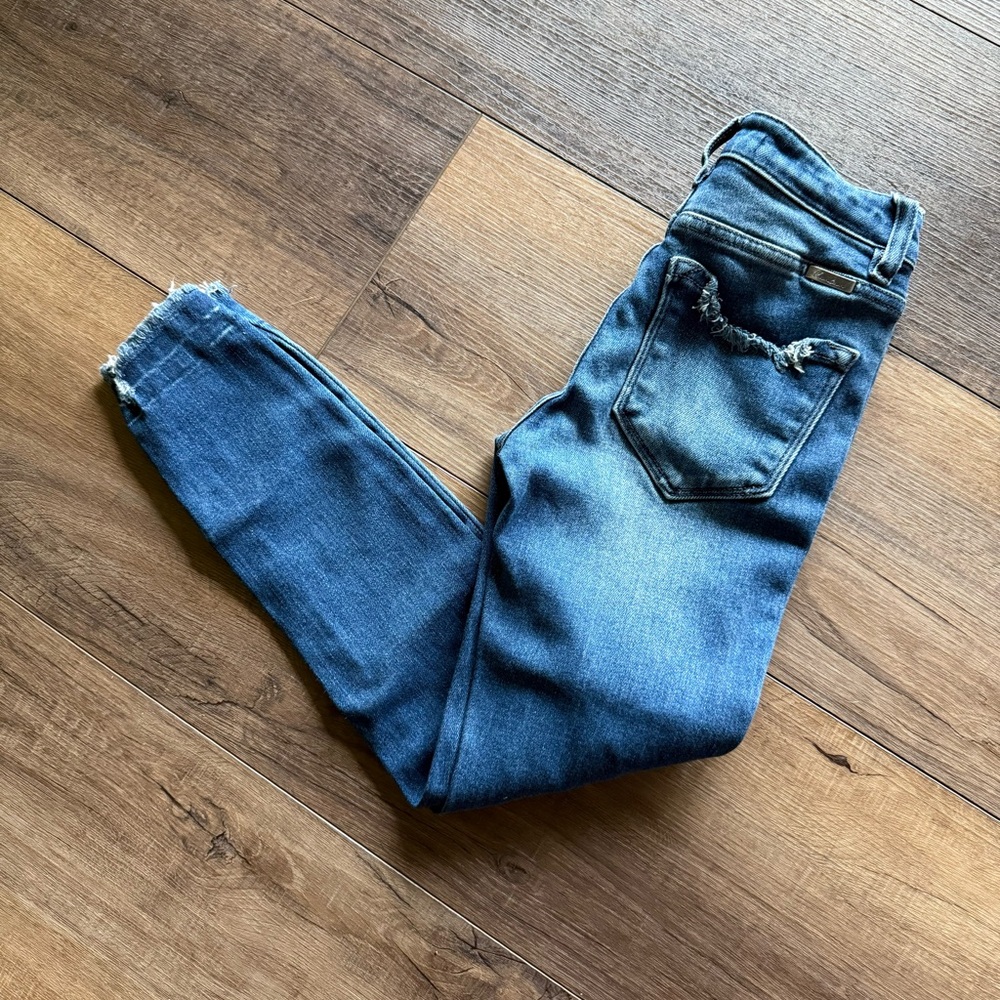 Women’s Size 23 KanCan Ankle Crop Skinny Jeans